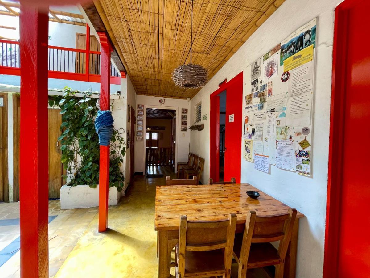 Hostal Tralala Саленто Экстерьер фото