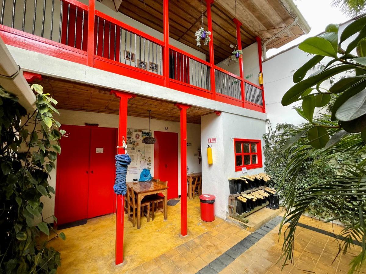 Hostal Tralala Саленто Экстерьер фото